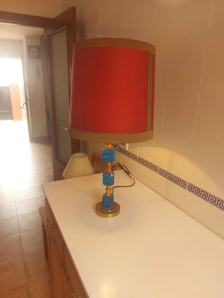 Lámpara de mesa antigua cristal y tela