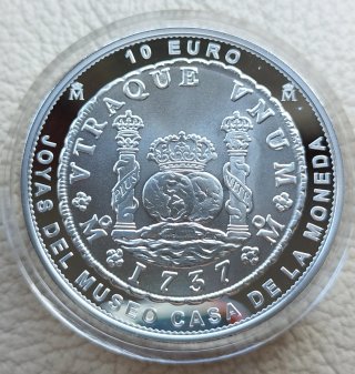 La moneda más bella jamás acuñada Columnario 1737