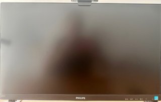 2 Monitores Philips 24” Full HD