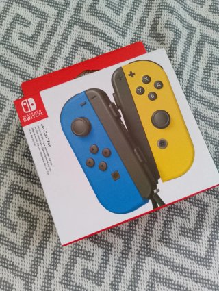 Mandos Nintendo Switch JoyCon