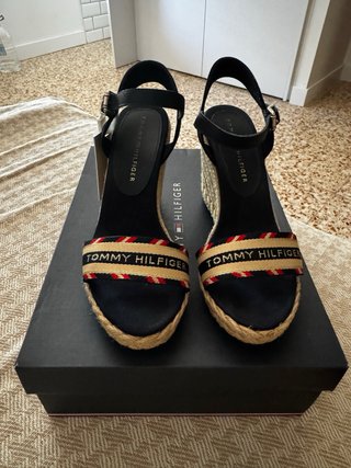 Sandalias Tommy Hilfiger Talla 39 Nuevas