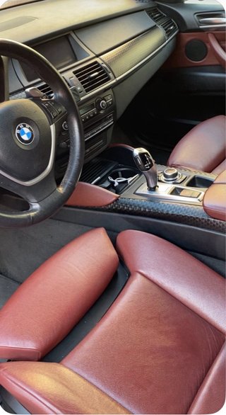 BMW X6 2011