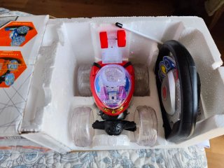 Coche teledirigido STUNT CAR 360°