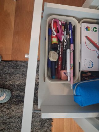 Estantería Ikea Kallax 2x1 con puerta y cajones