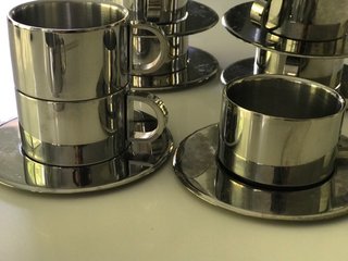 Juego Tazas y Platos Café/Té Metal