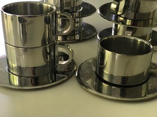 Juego Tazas y Platos Café/Té Metal