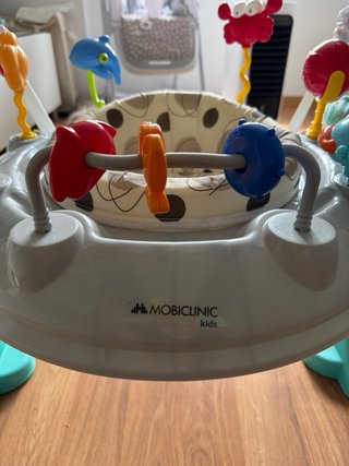 Saltador para bebé con 4 puntos de sujeción