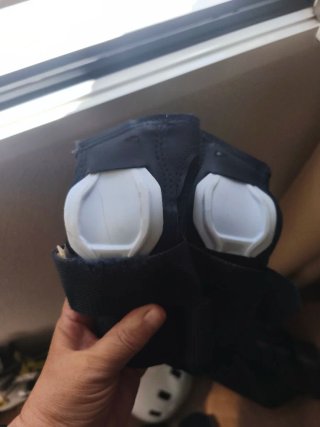 Kit Patines, Casco y Protecciones más bolsa