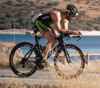 BH Aerolight TT/Triatlón — Grupo Shimano Ultegra