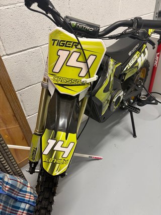 Moto infantil eléctrica Tiger Crossbike 1300W
