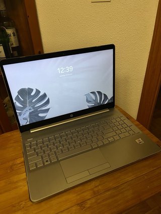 HP Laptop i7 16GB RAM 447GB Plata