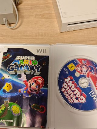 Consola Nintendo Wii + Juego Super Mario Galaxy