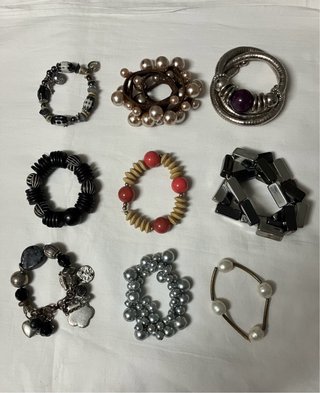 Lote 9 Pulseras Variadas ( el precio es de las 9)