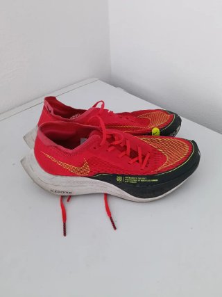 Zapatillas Nike Running Rojas y Negras