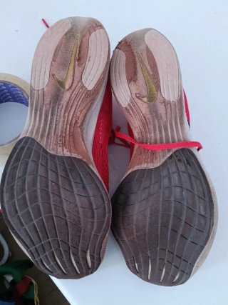 Zapatillas Nike Running Rojas y Negras