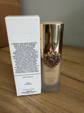 Dolce & Gabbana Everlast Foundation SPF20