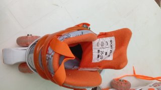 Patines en línea infantiles naranjas
