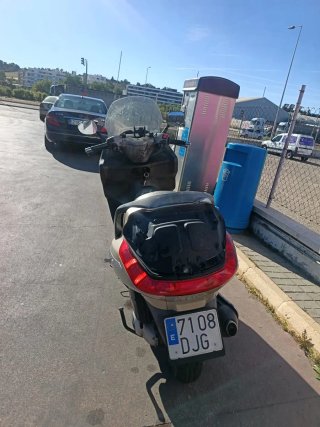 Piaggio X8 125 Maxi Scooter