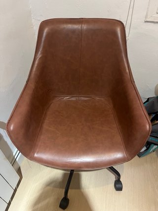 Silla de oficina giratoria con ruedas