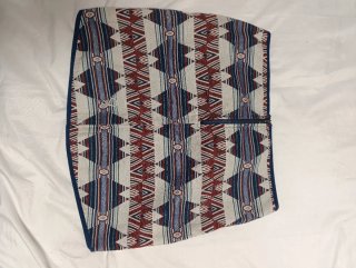 Falda étnica multicolor