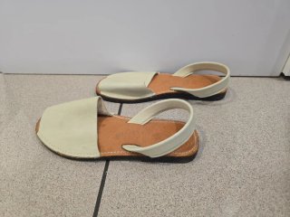 Sandalias Menorquinas Piel Hueso Talla 38