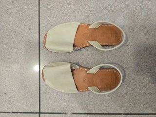 Sandalias Menorquinas Piel Hueso Talla 38