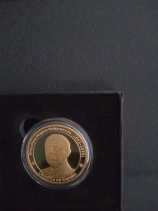 Moneda 50 aniversario 1975-2025