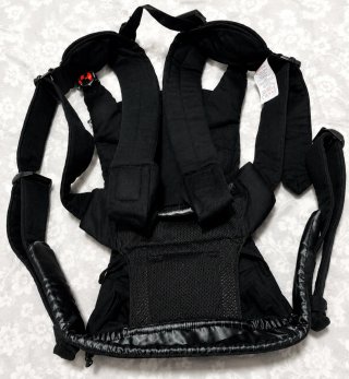 Mochila Portabebés BabyBjörn ONE Negra