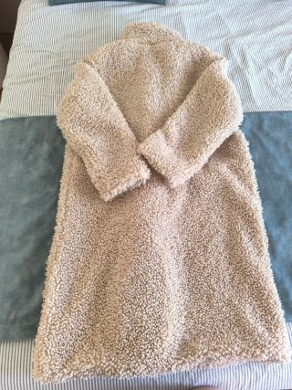 Abrigo beige oversize