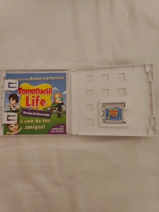 Tomodachi Life (Nintendo 3DS)