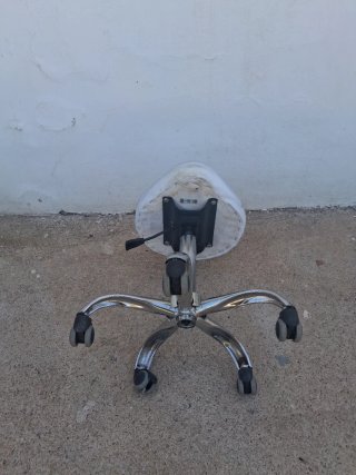 Taburete Clínico Giratorio con Respaldo