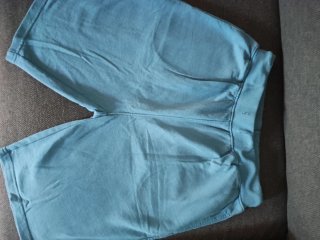 Lote 4 pantalones cortos deporte T. 13-14