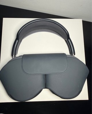 Airpods Max Apple black
