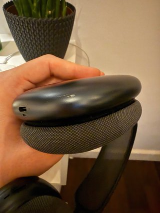 Airpods Max Apple black