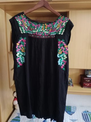 Vestido étnico bordado negro Talla XL (46/48 )