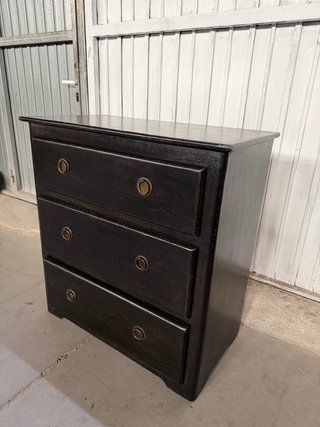 Cómoda negra madera maciza craquelada