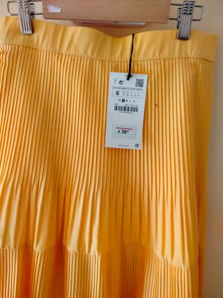 Falda plisada Zara Talla S