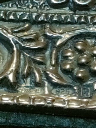 Pequeño icono plata y oro