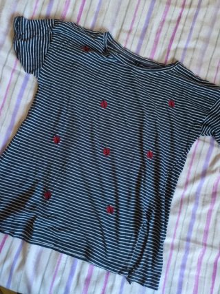 Camiseta de manga corta a rayas para chica