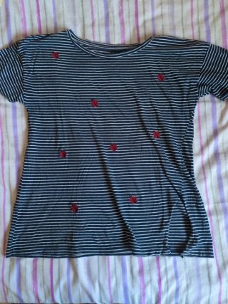 Camiseta de manga corta a rayas para chica