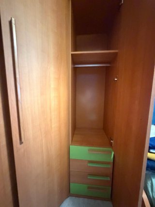 Armario modular madera y verde