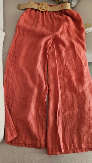 Pantalones de lino color salmón sin estrenar.
