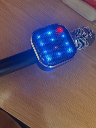 Micrófono con altavoz Bluetooth