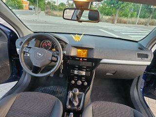Opel Astra 2007