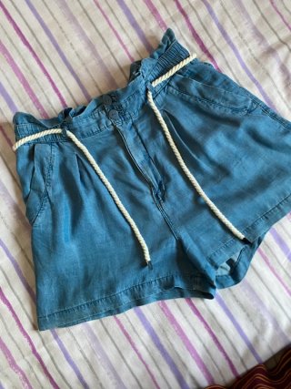 Pantalones cortos finitos para chica