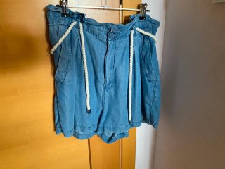 Pantalones cortos finitos para chica