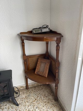 Lote compuesto Vitrina clásica,mesa tv y esquinera