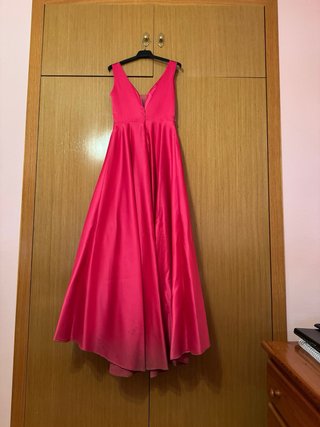 Vestido de fiesta rosa elegante