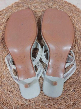 Sandalias Zara tacón dedo