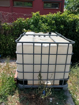 Depósitos de agua 1000L (IBC)